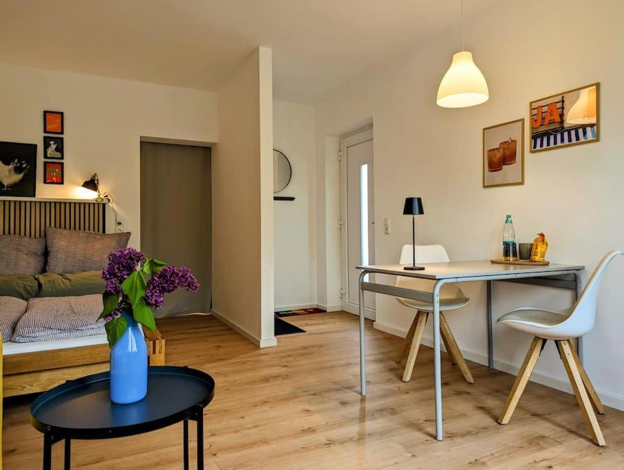 Apartment Mit Balkon In Hannover-Ahlem ภายนอก รูปภาพ